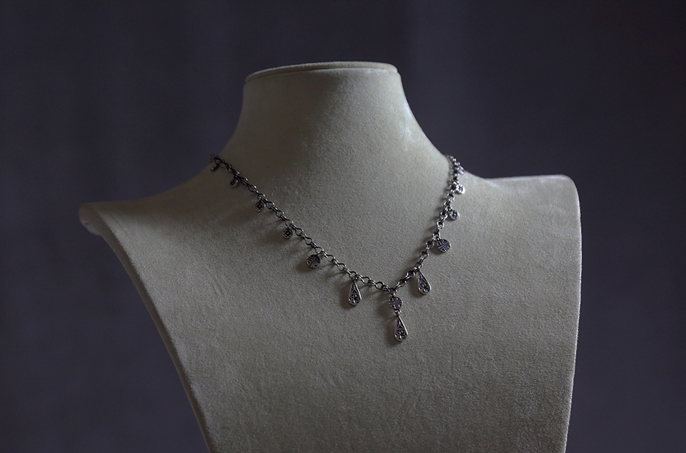 Necklace "Daghdghan"