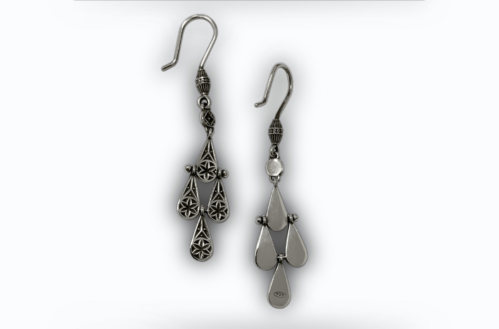 Dangling Earrings "Daghdghan"