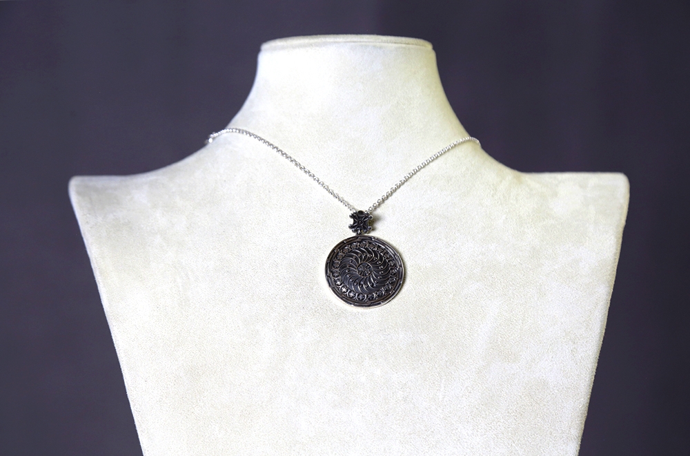 Pendant "Teghenyats"