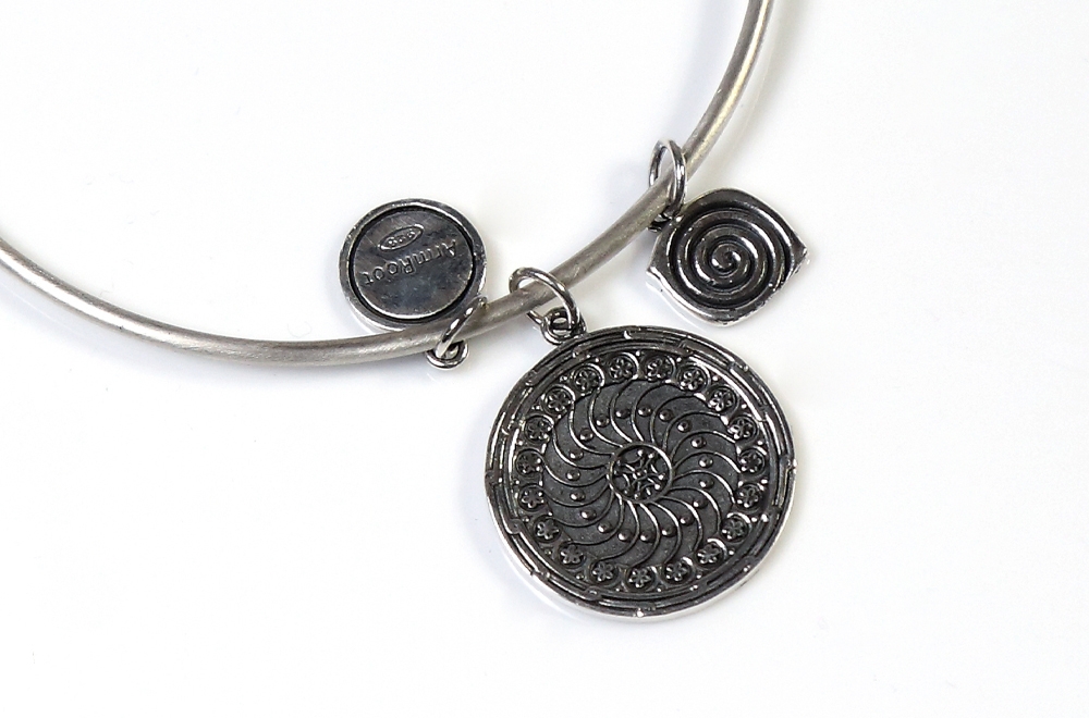 Charming Bracelet "Teghenyats"