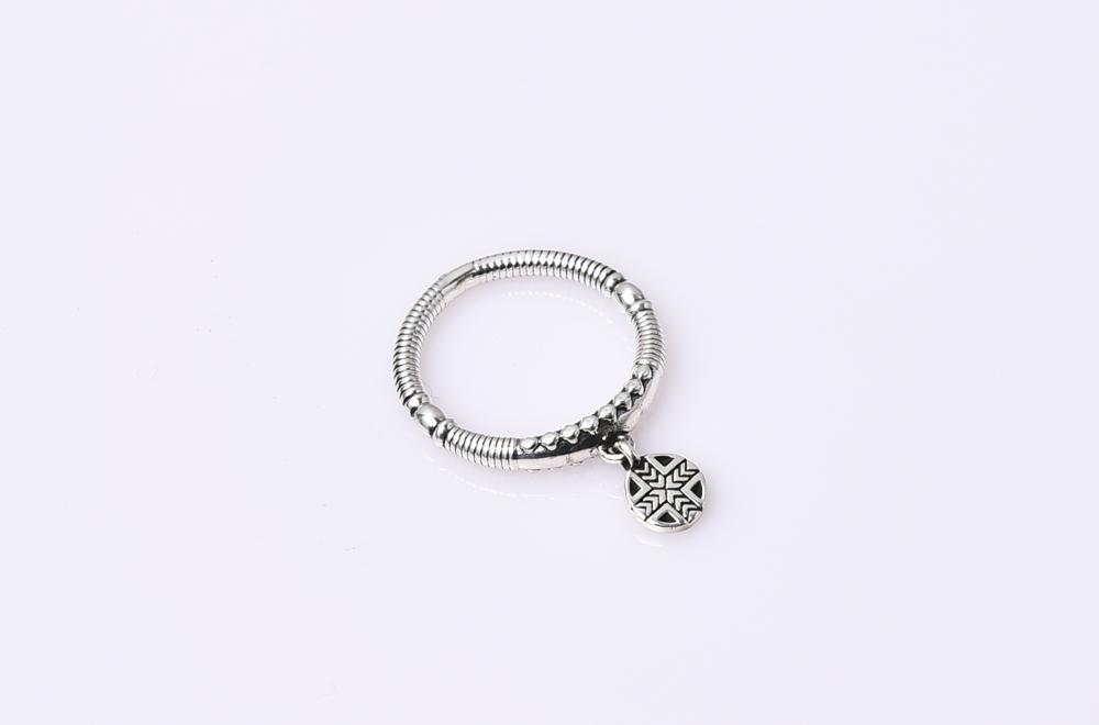 Delicate Ring "Daghdghan" thumbnail