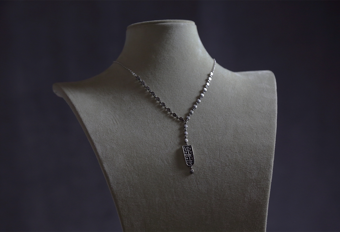 Delicate Necklace "Van"